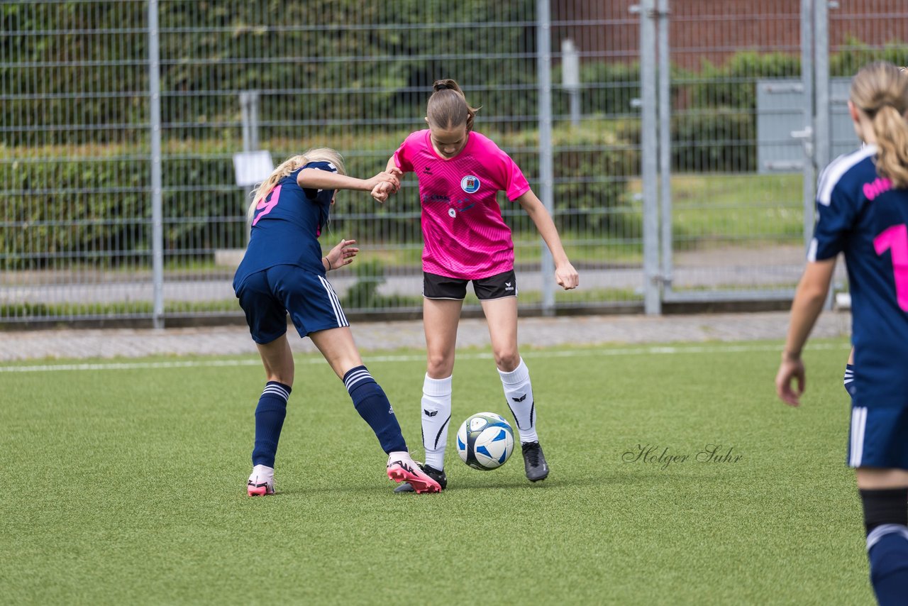 Bild 51 - wCJ Osterroenfelder TSV - VfL Pinneberg : Ergebnis: 0:15